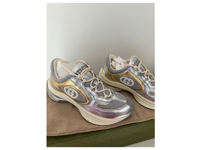 Sneakers Gucci in pelle e rete argentate e dorate D'oro Grigio Silver hardware - vista 10