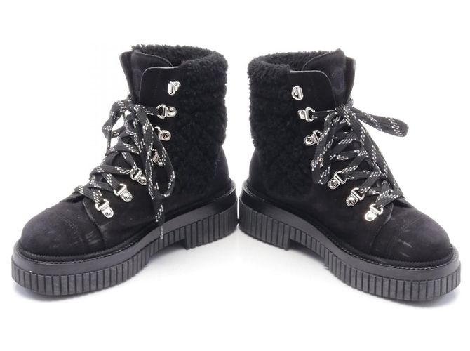 Timeless Botas Boa de Suede Matelassé Chanel Negro - vista 8