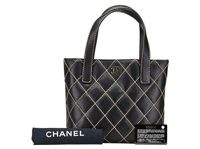 Timeless Borsa a spalla in agnello con cuciture selvagge Chanel Coco Mark Nero - vista 11