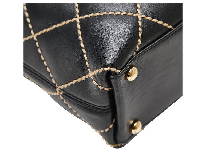 Timeless Borsa a spalla in agnello con cuciture selvagge Chanel Coco Mark Nero - vista 4