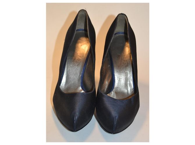 Décolleté in raso Salvatore Ferragamo nero - vista 2