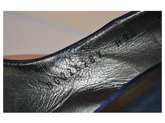 Décolleté in raso Salvatore Ferragamo nero - vista 7
