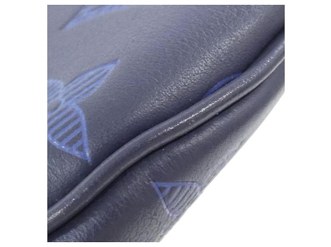 Marsupio Louis Vuitton Discovery Bumbag Monogram Shadow Blu Blu navy - vista 3