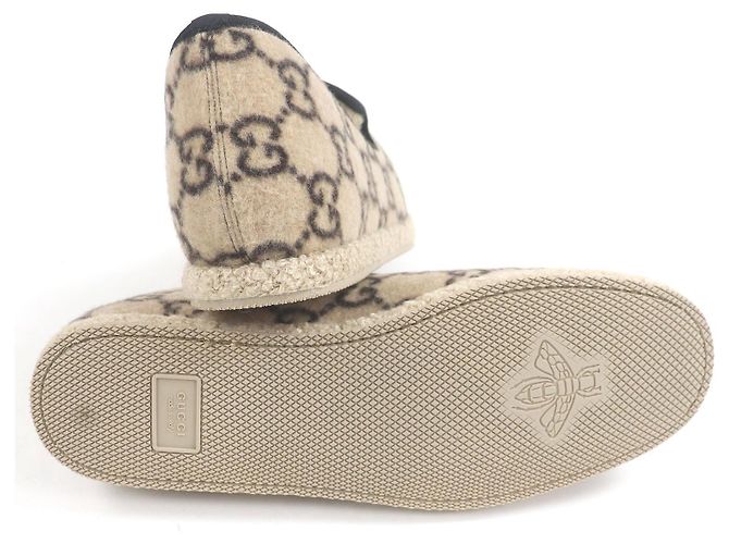 Mocassini Mouton Horsebit con logo GG di Gucci Beige - vista 5