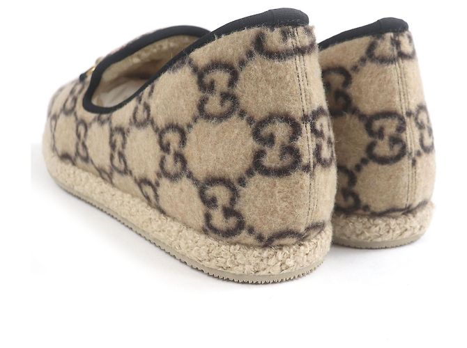 Mocassini Mouton Horsebit con logo GG di Gucci Beige - vista 6