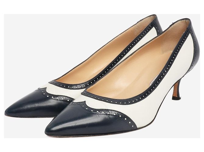 Manolo Blahnik Navy Leder-Pumps mit Kitten-Heel - Größe EU 41,5 Marineblau - Ansicht 2