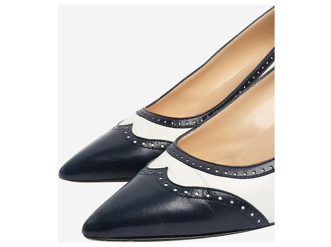 Manolo Blahnik Navy Leder-Pumps mit Kitten-Heel - Größe EU 41,5 Marineblau - Ansicht 3