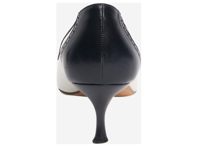 Manolo Blahnik Navy Leder-Pumps mit Kitten-Heel - Größe EU 41,5 Marineblau - Ansicht 4