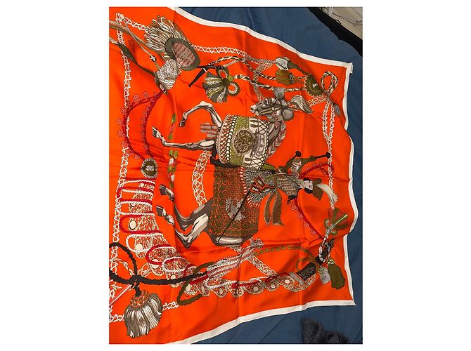Hermès Seidenschal Orange Reitermotiv 90x90 Mehrfarben - Ansicht 4
