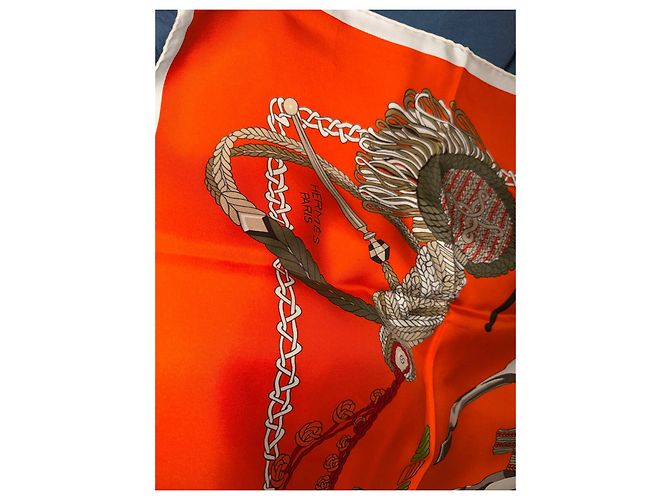 Hermès Seidenschal Orange Reitermotiv 90x90 Mehrfarben - Ansicht 5