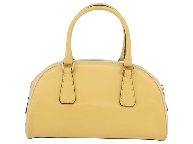 PRADA Bolso de mano de cuero amarillo dorado Auth mr2207 - vista 2