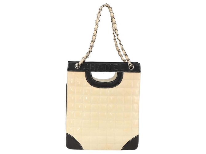 CHANEL Choco Bar Schultertasche aus lackiertem Leder Beige Silber CC Auth BA11764A - Ansicht 2