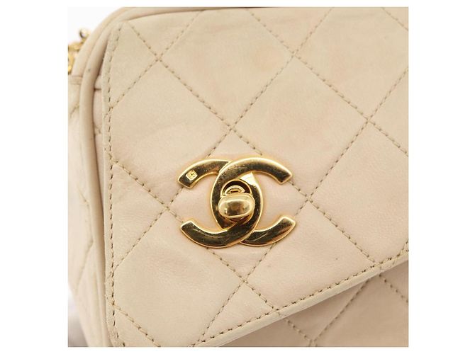 CHANEL Matelasse Chain Shoulder Bag Lamb Skin Ivory Gold CC Auth AMZ315 Golden Cream - view 14