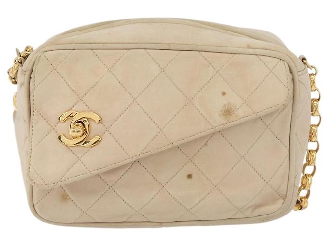 CHANEL Matelasse Chain Shoulder Bag Lamb Skin Ivory Gold CC Auth AMZ315 Golden Cream - view 2