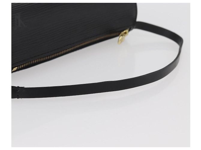 LOUIS VUITTON Pochette Soufflot Epi Nera LV Auth BA11603 Nero - vista 7