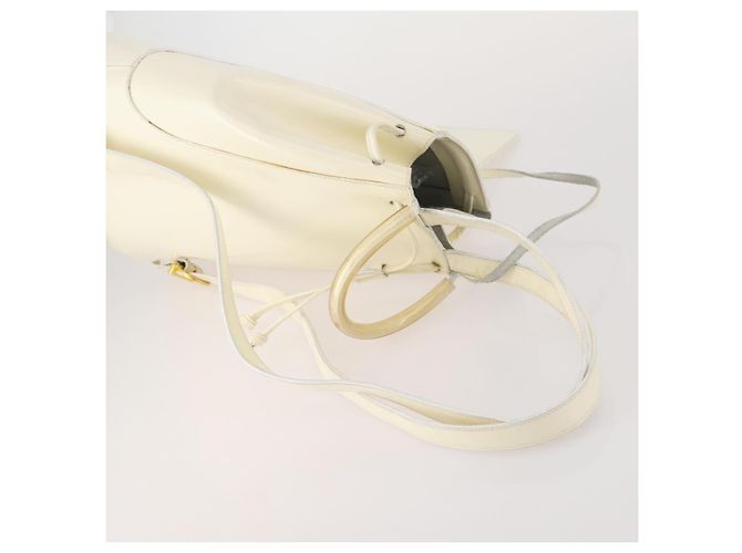 Salvatore Ferragamo Rucksack Lackleder Weiß Gold Auth 173783 Golden - Ansicht 9