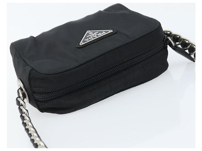 Borsa a spalla con catena Prada in nylon nero e oro Auth SW2325A D'oro - vista 6