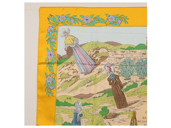 Hermès HERMES Sciarpa Carré 90 "COSTUMI DEI DEPARTAMENTI" Sete Gialla Auth 174178A Giallo - vista 2