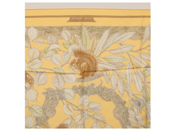 Hermès Foulard HERMES Carre 90 ""CASSE NOISETTE"" Seta Gialla Auth 174180A Giallo - vista 15