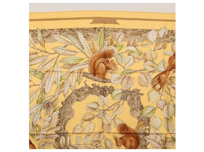 Hermès Foulard HERMES Carre 90 ""CASSE NOISETTE"" Seta Gialla Auth 174180A Giallo - vista 3