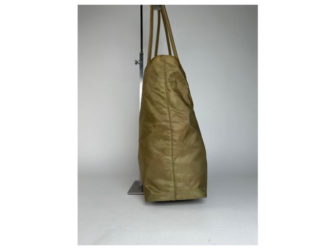 Vintage Prada Dreiecks-Polyester-Handtasche grün Khaki - Ansicht 6