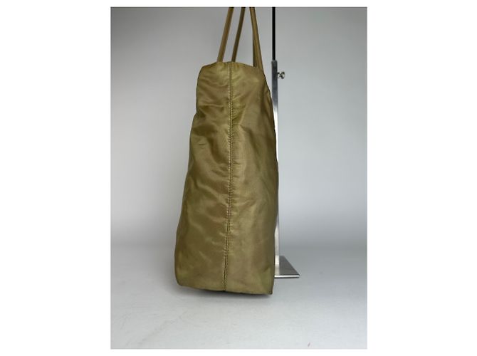 Vintage Prada Dreiecks-Polyester-Handtasche grün Khaki - Ansicht 9