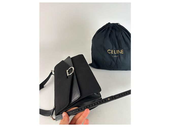 Céline Vintage Celine Paris Flap Schultertasche aus Polyester und Leder Schwarz - Ansicht 12