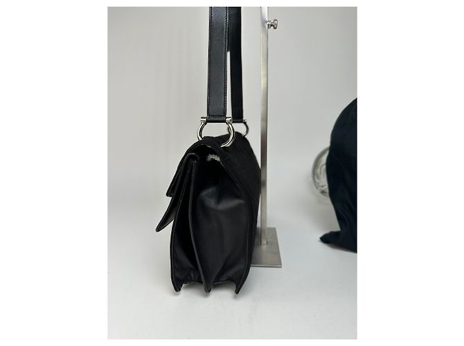 Céline Vintage Celine Paris Flap Schultertasche aus Polyester und Leder Schwarz - Ansicht 9
