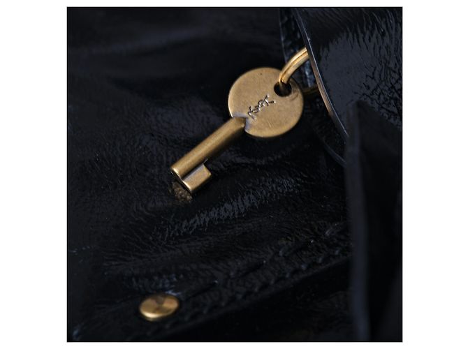 Borsa Muse in pelle verniciata nera Yves Saint Laurent Nero - vista 12
