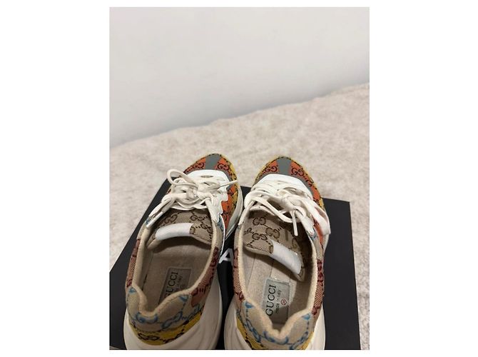 Sneakers Bassi Gucci GG Supreme Multicolori - vista 5