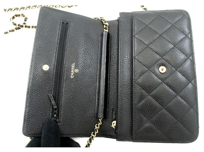 Wallet On Chain CHANEL Geldbörse mit Kette aus genarbtem Kalbsleder in Schwarz - Ansicht 11