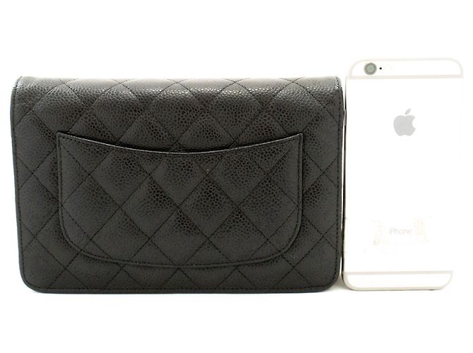 Wallet On Chain CHANEL Cartera con cadena de piel de ternera granulada negra Negro - vista 3