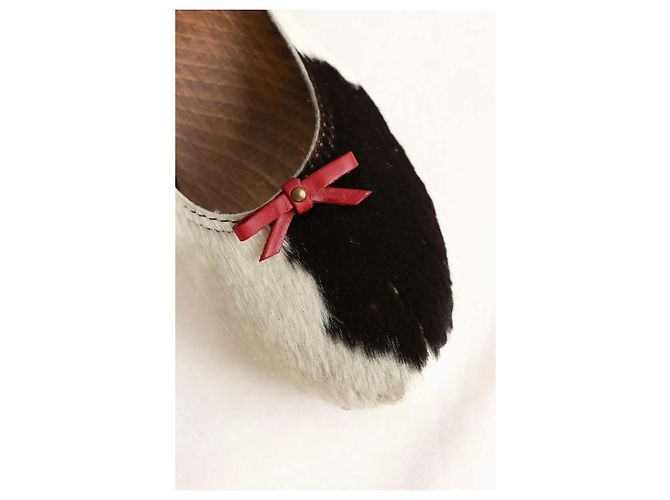 Sabots Miu Miu en fourrure marron taille 37 - vue 4