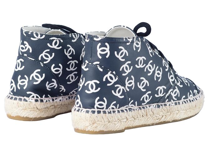 Espadrillas alte con logo CC di Chanel - vista 3