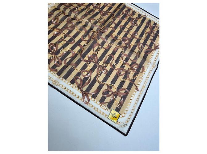 Sciarpa Barocca Vintage Fendi Marrone - vista 3