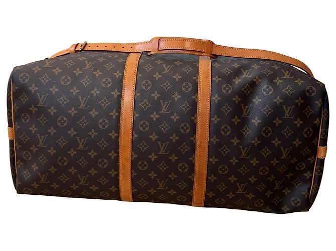 Un bellissimo Keepall 55 Bandoulière di Louis Vuitton. - vista 4