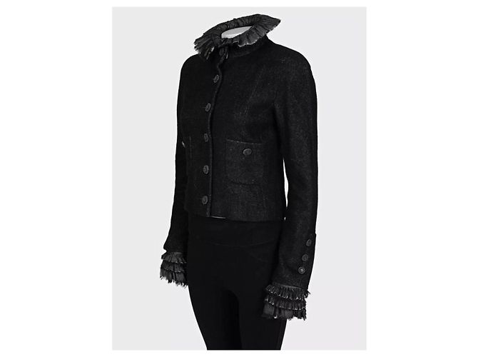 Schwarze cropped Jacke Chanel 2013 NWOT Größe 38 Gebraucht - Ansicht 2