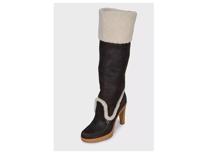 Dior Polaire Chocolate Suede Shearling Boots - Size 40 pre-owned - view 3