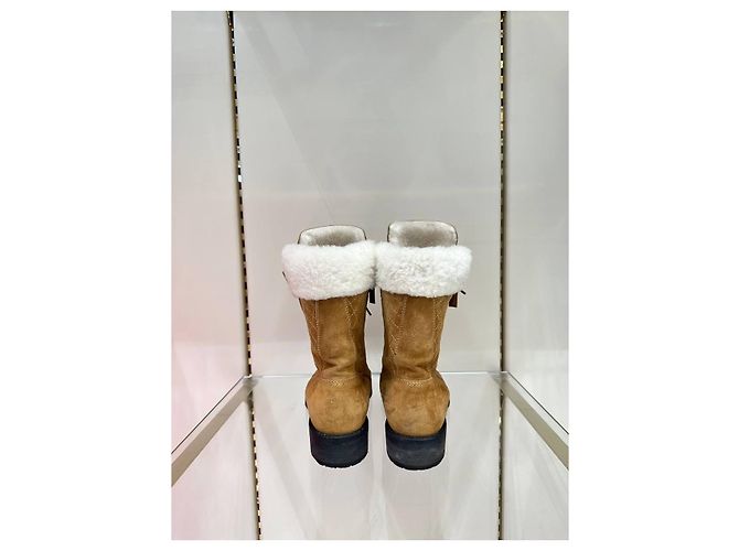 Botas de combate de ante marrón CHANEL 2012 Talla 38.5 de segunda mano - vista 3