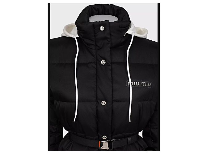 Miu Miu schwarze Gabardine Oversized Pufferjacke IT 40/S gebraucht - Ansicht 4