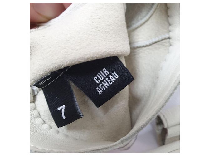 Elegante fingerless Handschuhe aus Lammleder von Chanel - Größe 7 Gebraucht - Ansicht 4
