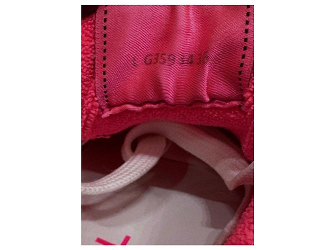 Sneakers basse in pelle di vitello bianca Chanel chic con logo CC taglia 36, usate - vista 5