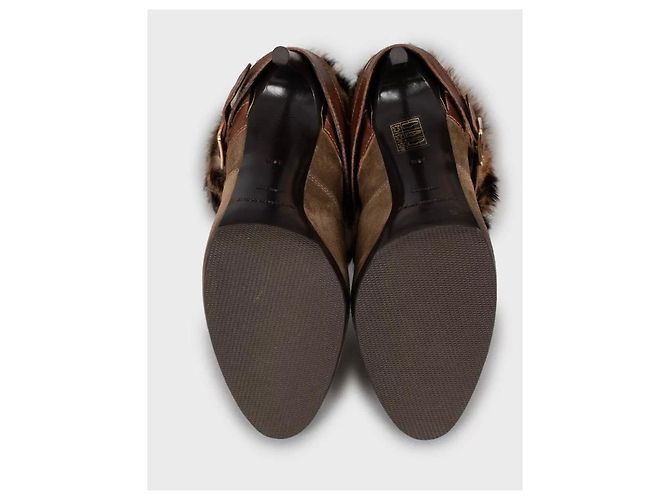 Stivaletti chic in suede e pelliccia sintetica Burberry Taglia 38.5  Usato - vista 5