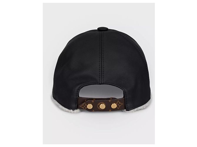 Louis Vuitton Lammfell Mütze und Handschuh Set - Größe M Gebraucht - Ansicht 3