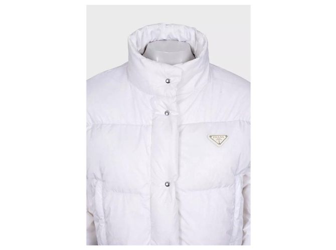 Giacca corta in piuma con logo Prada bianca IT 38 / XS usata - vista 5
