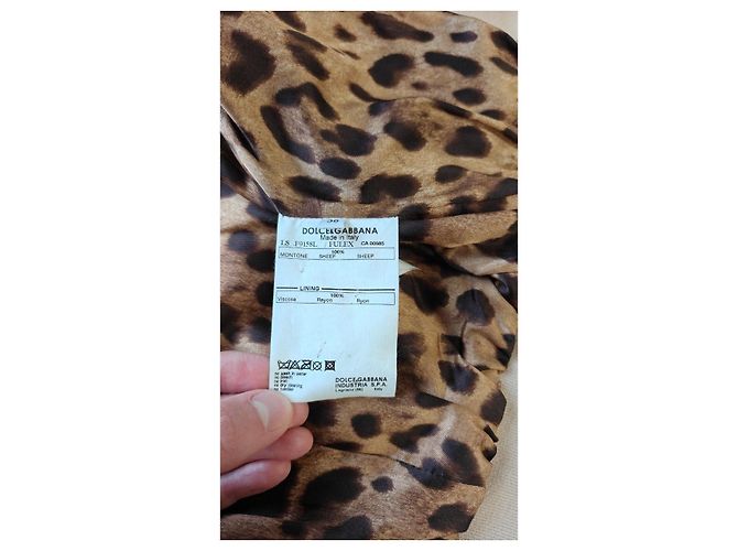 Beige Lederjacke von Dolce & Gabbana - Größe XS (IT38) Vorbesitz - Ansicht 4
