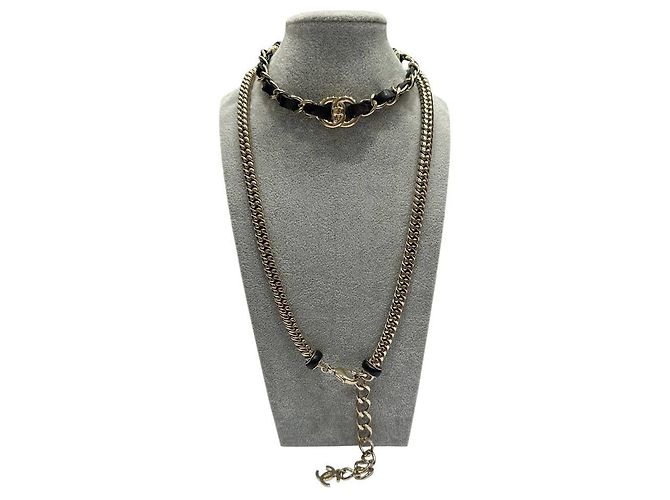 Collana cintura Chanel CC Turnlock in pelle nera usata - vista 2
