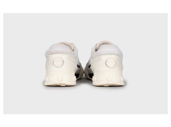 Weiße Textilsneaker von Chanel - Größe 37 Gebraucht - Ansicht 4