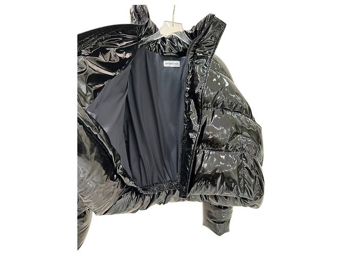 Schwarze lackierte Pufferjacke von Balenciaga - Größe 38 - Gebraucht - Ansicht 3
