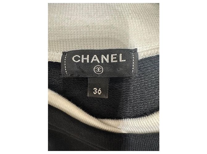 Top de pasarela 2021 CHANEL No.5 en estampado Talla 36 Pre-owned - vista 4